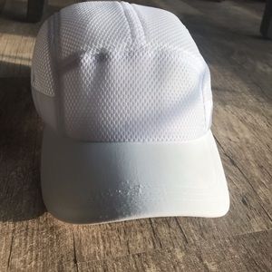 Lululemon white running hat